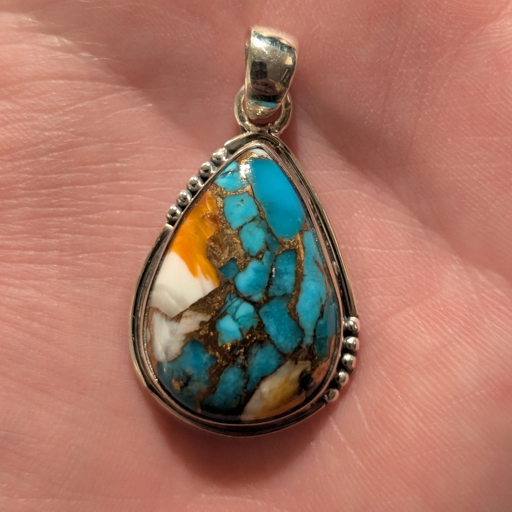 925 Sterling Silver Spiny Oyster Pendant